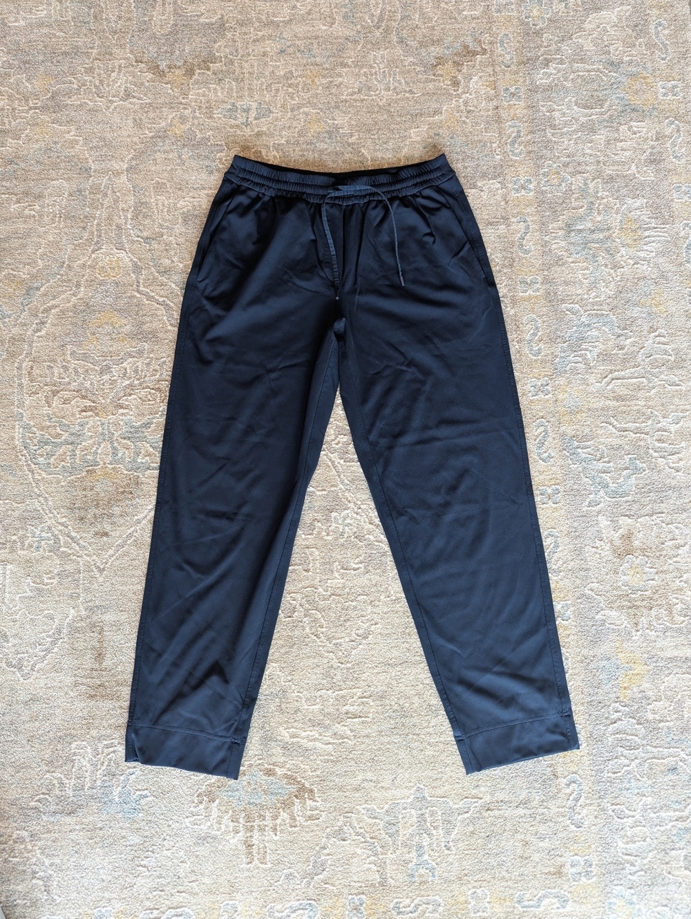 Lululemon Navy Stretch Mid Rise 7/8 Pants | Size Small Drawstring
